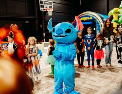 SPOCĪGAIS HELOVĪNS KVARTĀLĀ 86 - BILDES