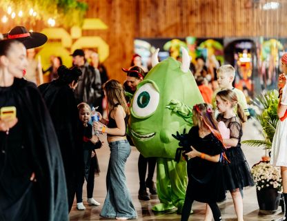 SPOCĪGAIS HELOVĪNS KVARTĀLĀ 86 - BILDES