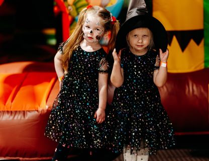 SPOCĪGAIS HELOVĪNS KVARTĀLĀ 86 - BILDES