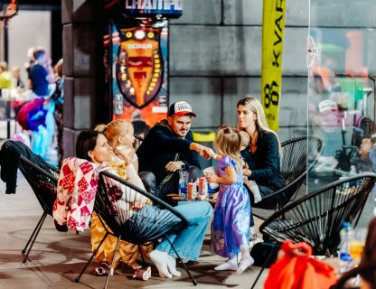 SPOCĪGAIS HELOVĪNS KVARTĀLĀ 86 - BILDES