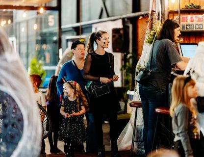 SPOCĪGAIS HELOVĪNS KVARTĀLĀ 86 - BILDES