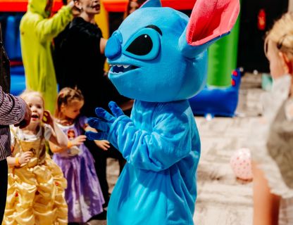 SPOCĪGAIS HELOVĪNS KVARTĀLĀ 86 - BILDES